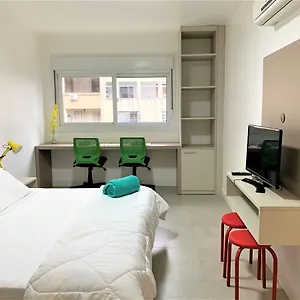 Apartamento Impecável Fm - Retirada Chaves Mediante Agendamento Com Uma Hora De Antecedência Com Andreia Ou Luis Porto Alegre